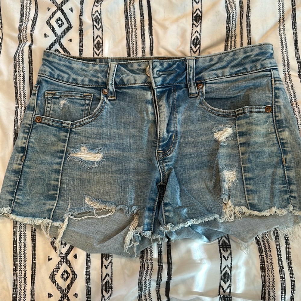 American Eagle shorts super stretch size 6
